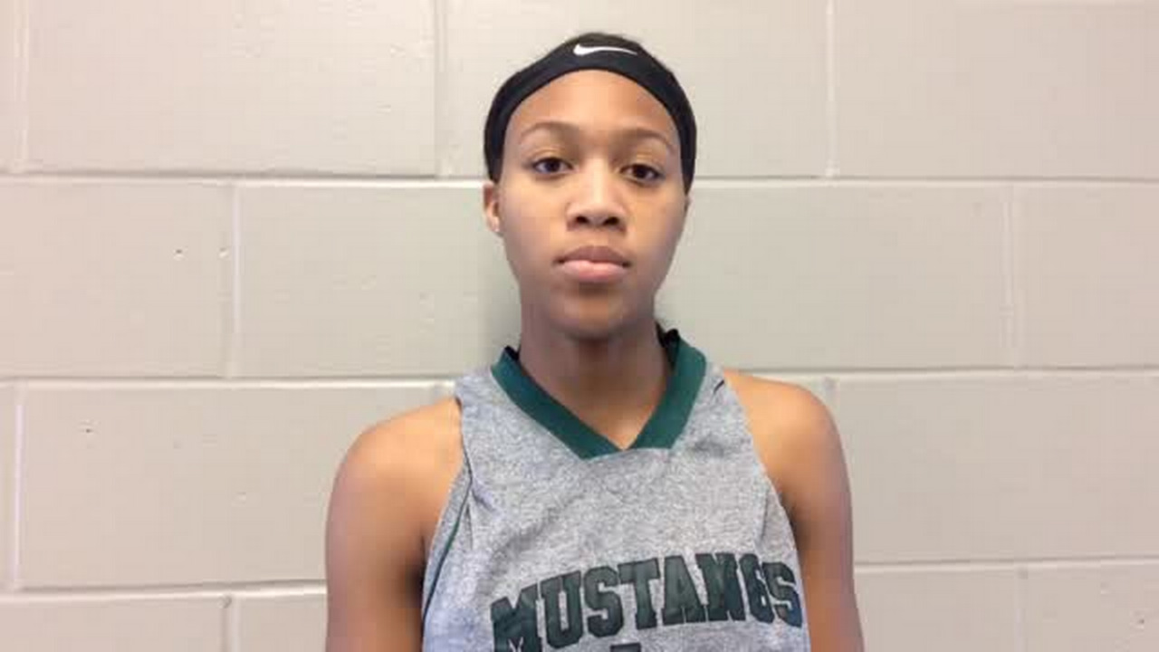 Lakewood Ranch's LaDazhia Williams and Tina Hadley selected as Florida's top player and coach in Class 7A 