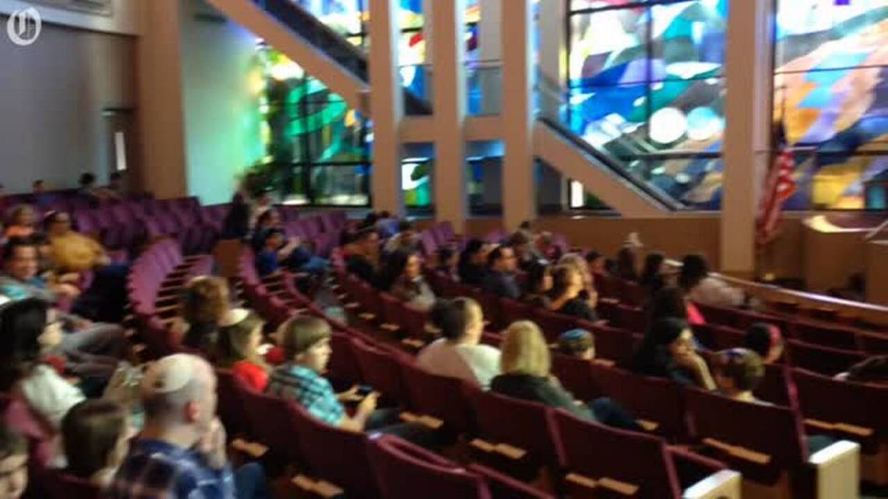 Temple Israel spreads loving kindness