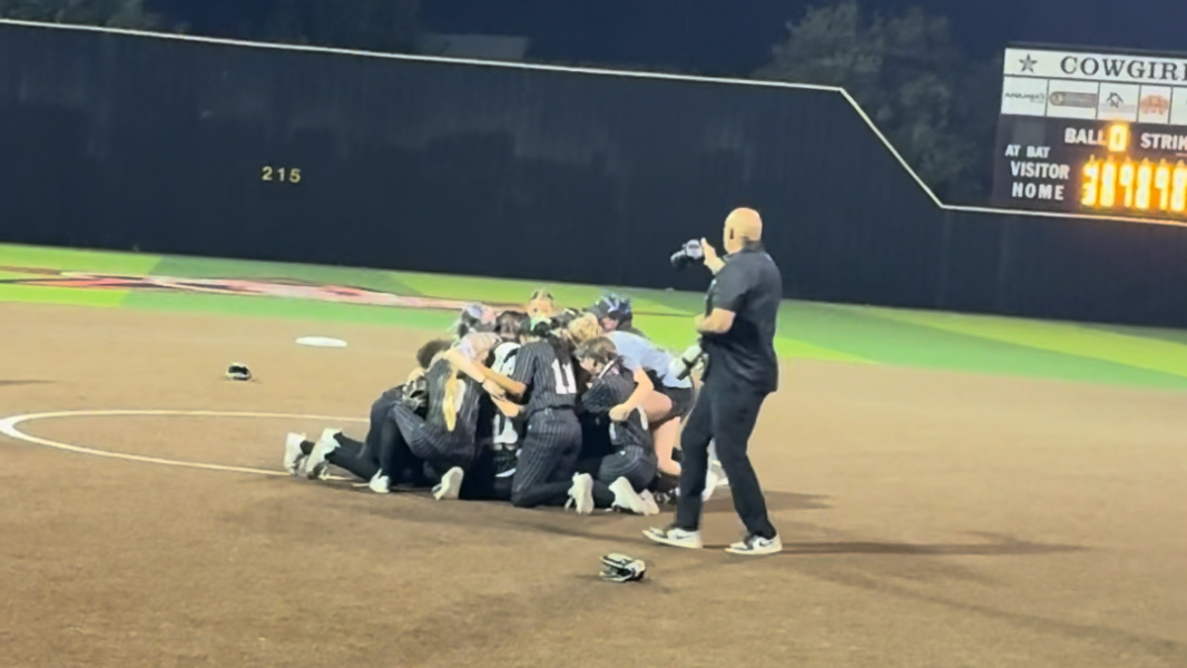 Down to its last strike, Guyer topples Byron Nelson in extra innings thriller