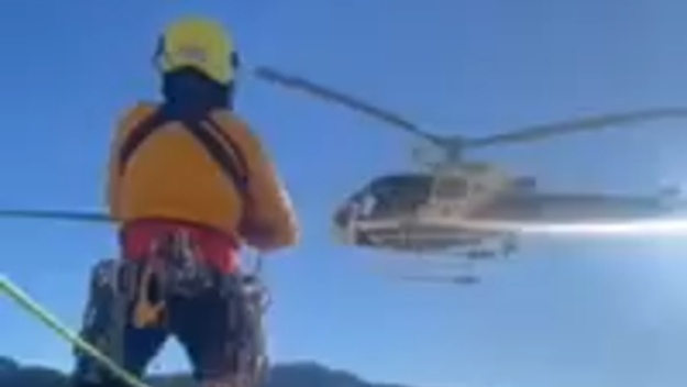 Climber saved from tiny ledge on Yosemite’s El Capitan. See ‘incredible’ rescue