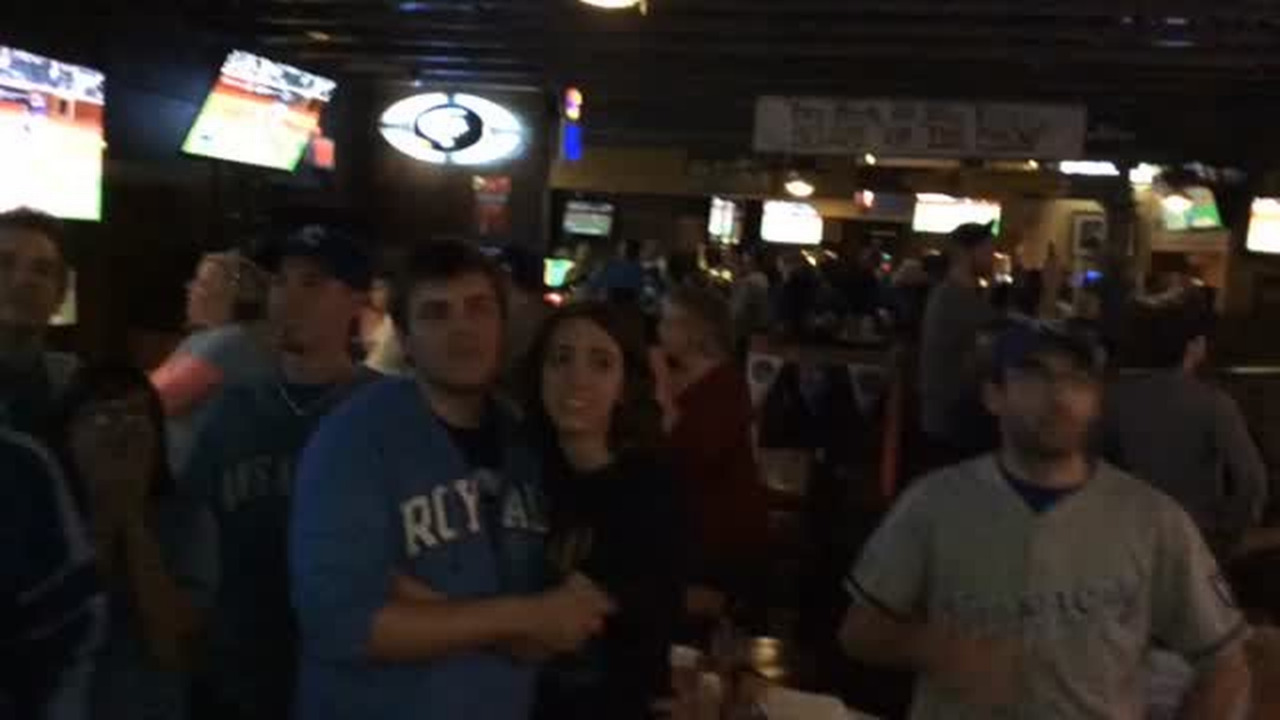 Watch Royals fans in Kansas City go nuts over World Series win