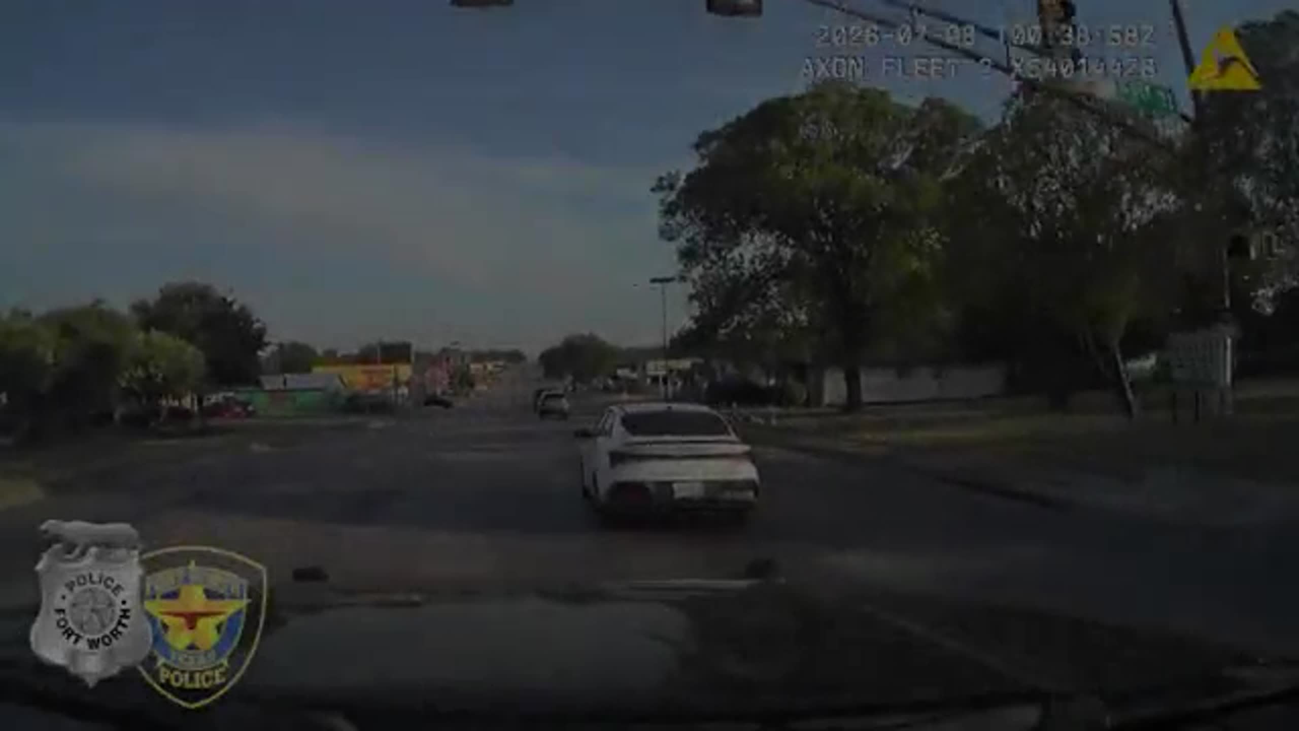 Fort Worth police seize over 5 kilograms of meth after car chase