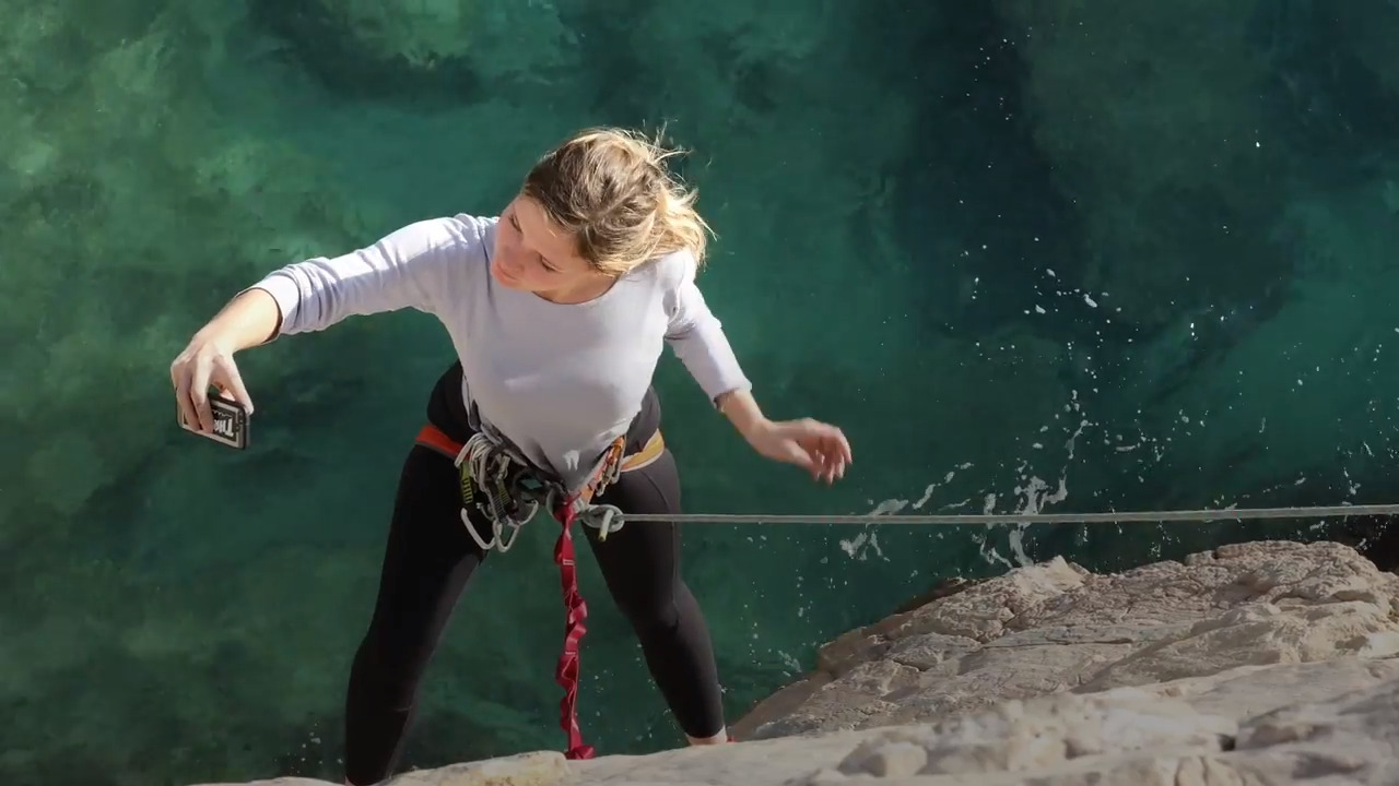 Suffering from selfish selfie syndrome? Cure is as simple as setting cell phone down