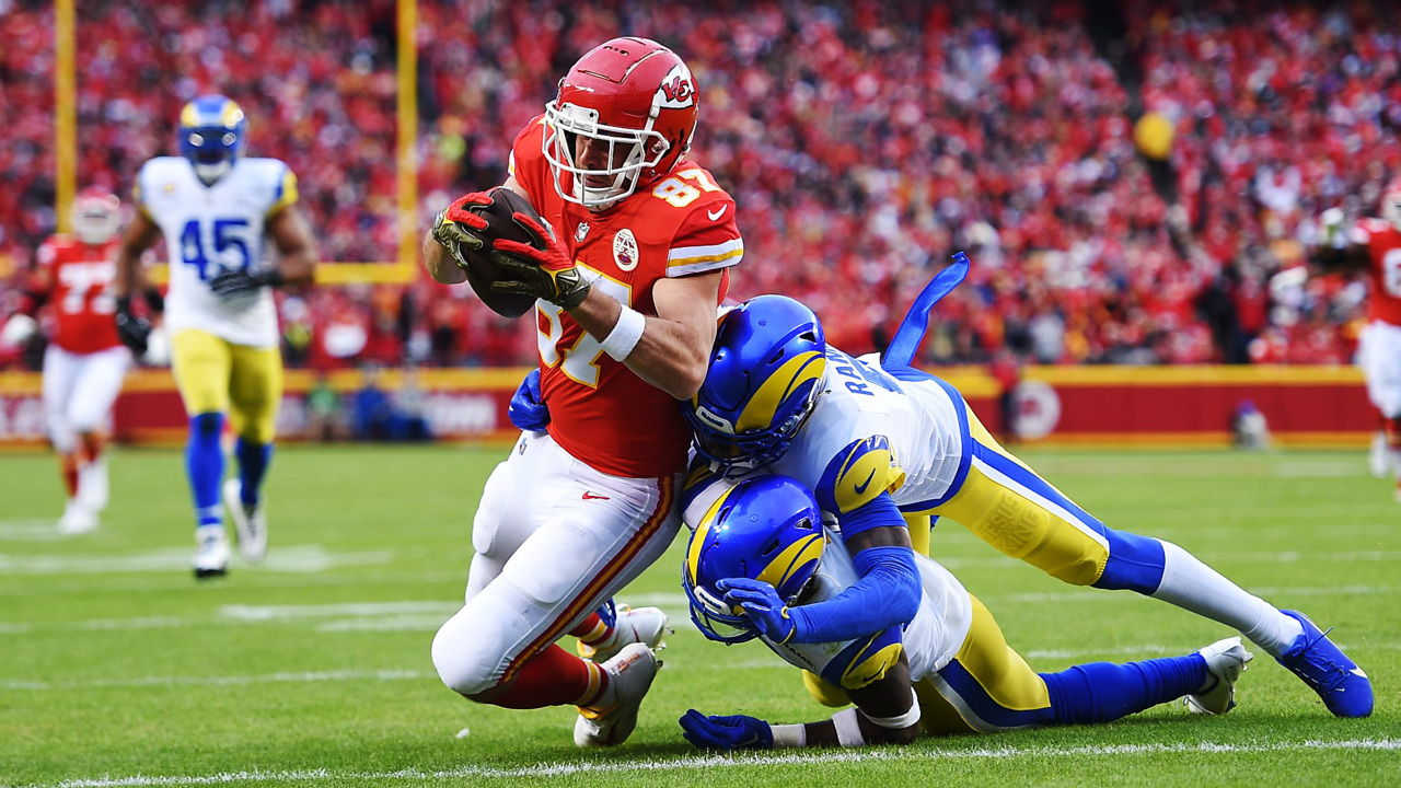 Video slideshow of Kansas City Chiefs playing the Los Angeles Rams at ...