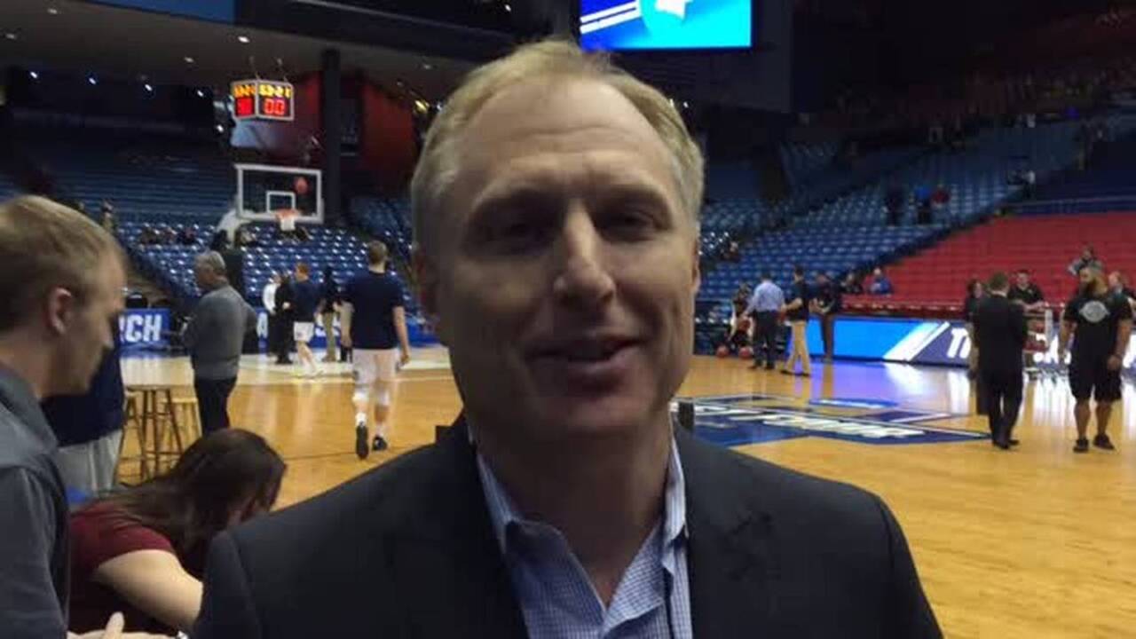 UC Davis announcer predicts Aggies victory in NCAA debut