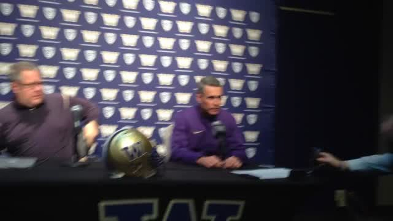 Chris Petersen recaps OSU game, previews the Apple Cup