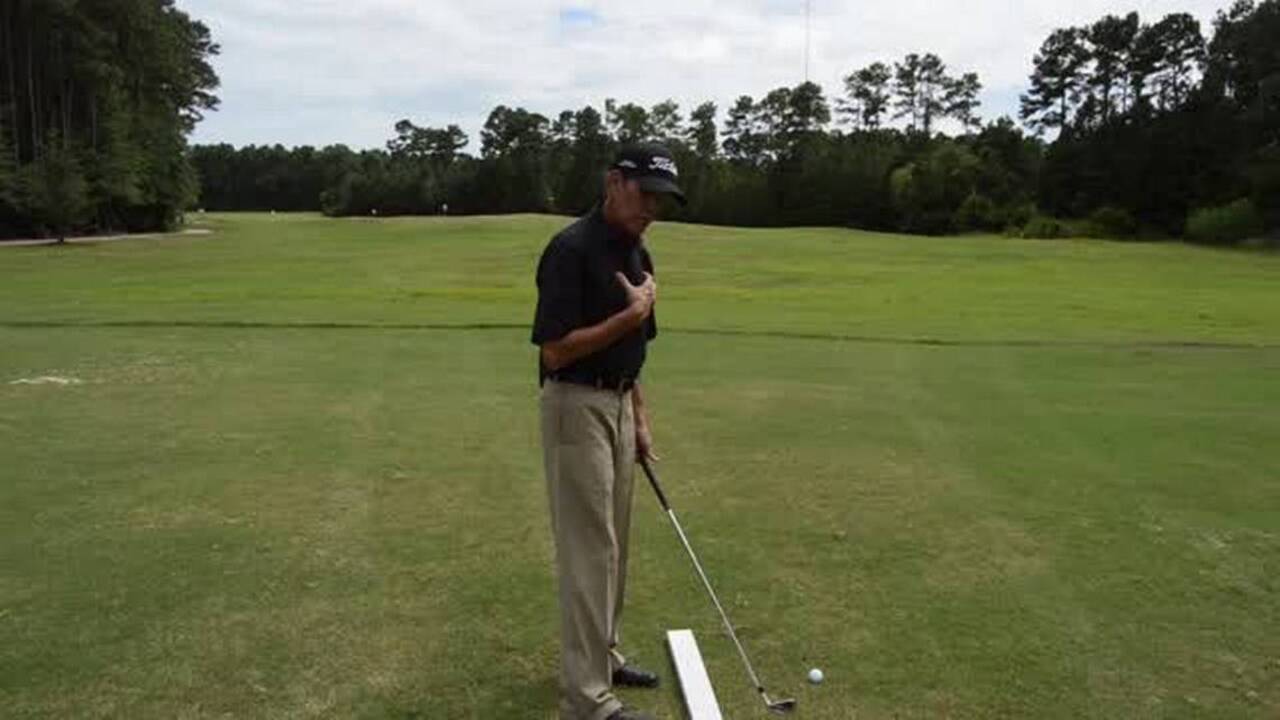 Weekly golf tip with Brad Redding (Aug. 23, 2016)