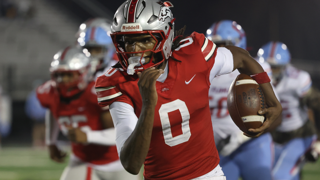 Watch scenes from Stallions' victory at football quarterfinals