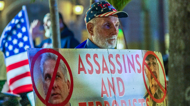 Cuban Exiles Pray for Men Killed and Injured in Coast Guard Incident