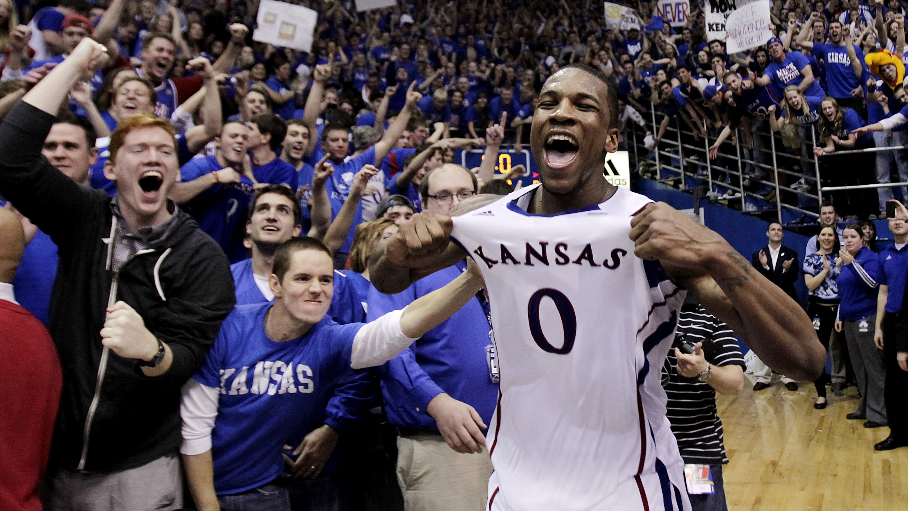 Atticus Richmond, a forward from Boston-based prep school, commits to KU
