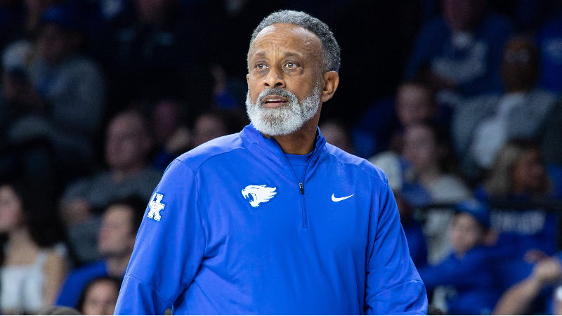 Kenny Brooks on Kentucky women's basketball's 'vanilla' play in NCAA first-round win