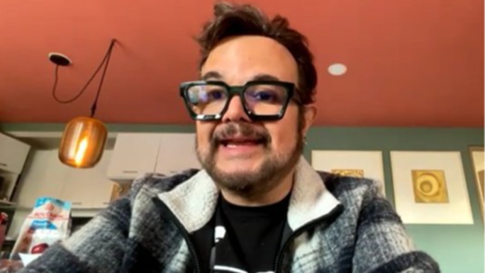 Aleks Syntek interpretará sus éxitos en el Fresno Rainbow Ballroom.