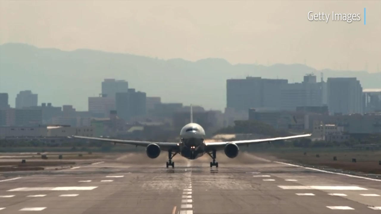 Is it safe to travel during coronavirus scare? Tips for flying, getting around