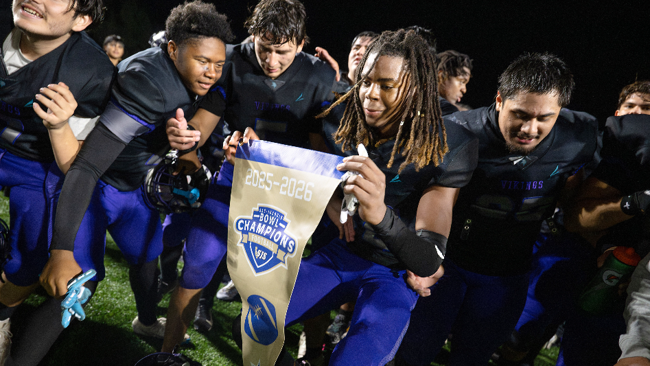 Watch Johansen seal a win with a pick-six 2025 bowl game