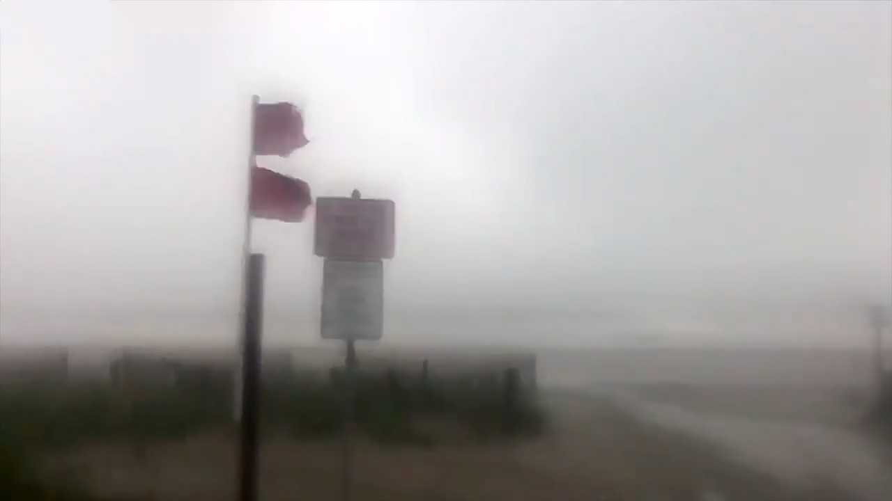 Dorian moves into Horry County coastal areas