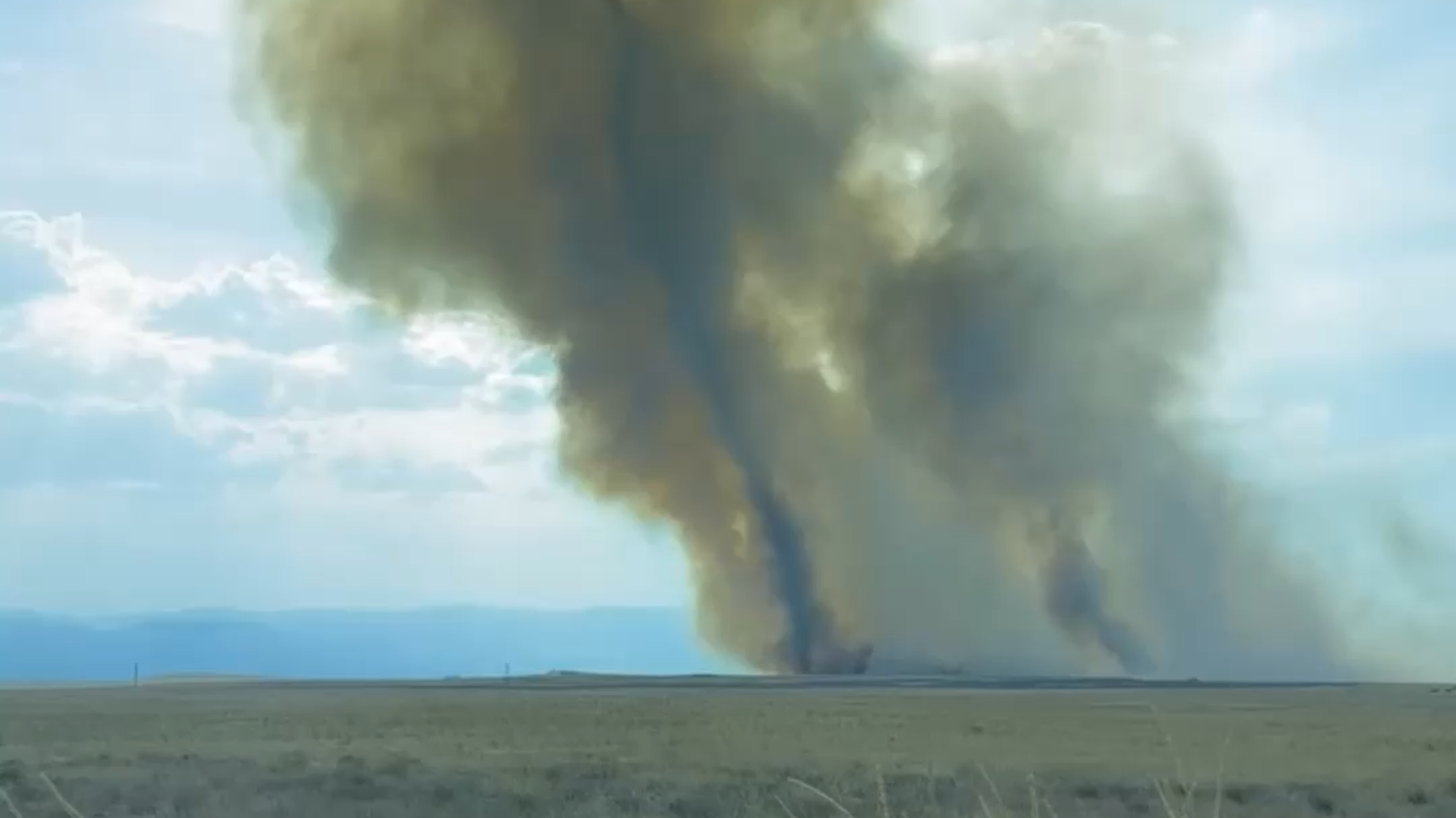 Video captures Idaho fire tornado whirling near Kuna wildfire