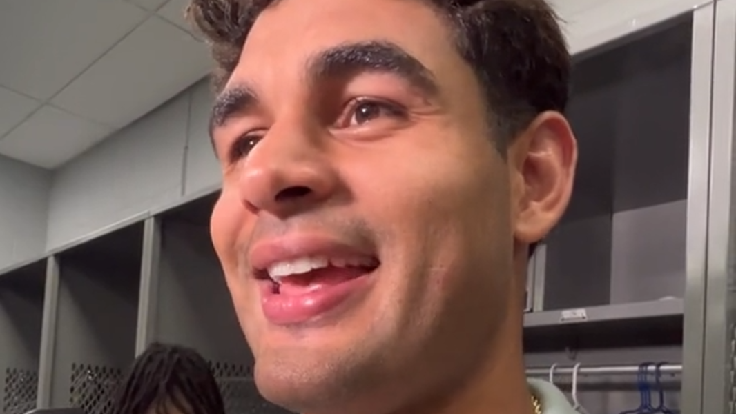 Chazz Surratt on his key kickoff play that sparked Seahawks' 2nd-half rout at Cardinals