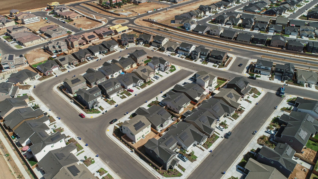 Solar is coming to all new California homes. How many in Fresno already get power from sun?