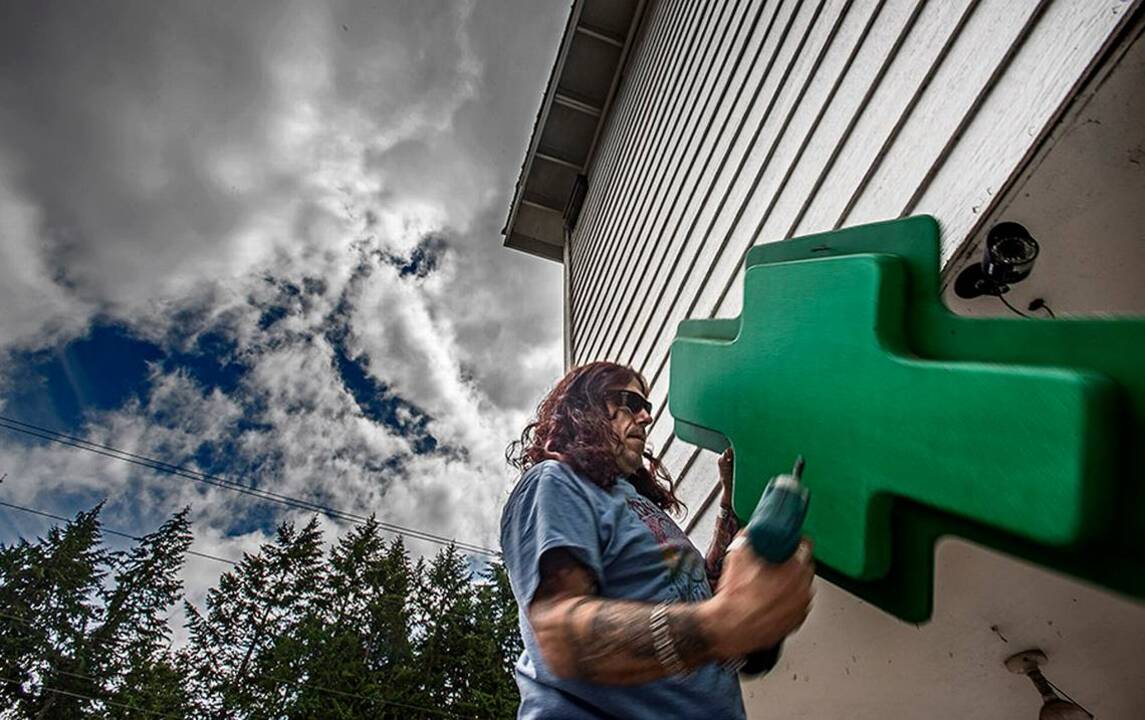 WATCH: Medicinal pot clerk agonizes over shuttering of store