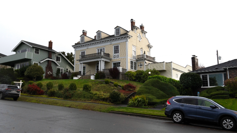 Historic Gray Mansion up for sale in Tacoma