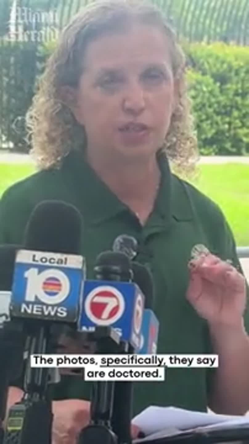 Florida congresswoman visits Miramar ICE facility