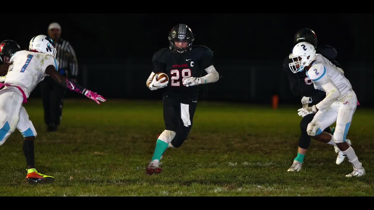 Feldmann scores six TDs in Highland’s first-round win over Rich Central