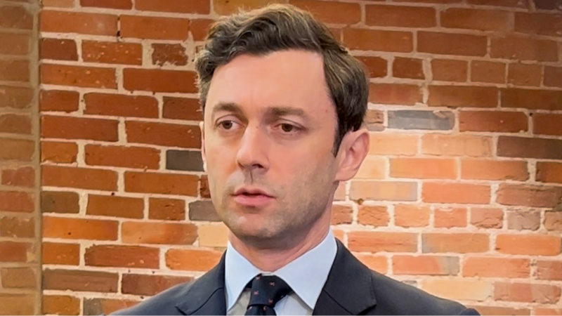 U.S. Sen. Jon Ossoff speaks on Iran conflict while in Columbus, GA
