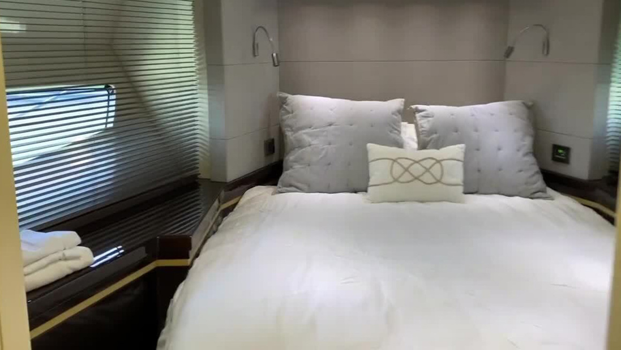 The yacht ‘Brain Waves’ has 4 bedrooms and is very fast