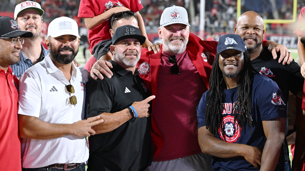 Watch as former Bulldog Logan Mankins is inducted into Ring of Honor