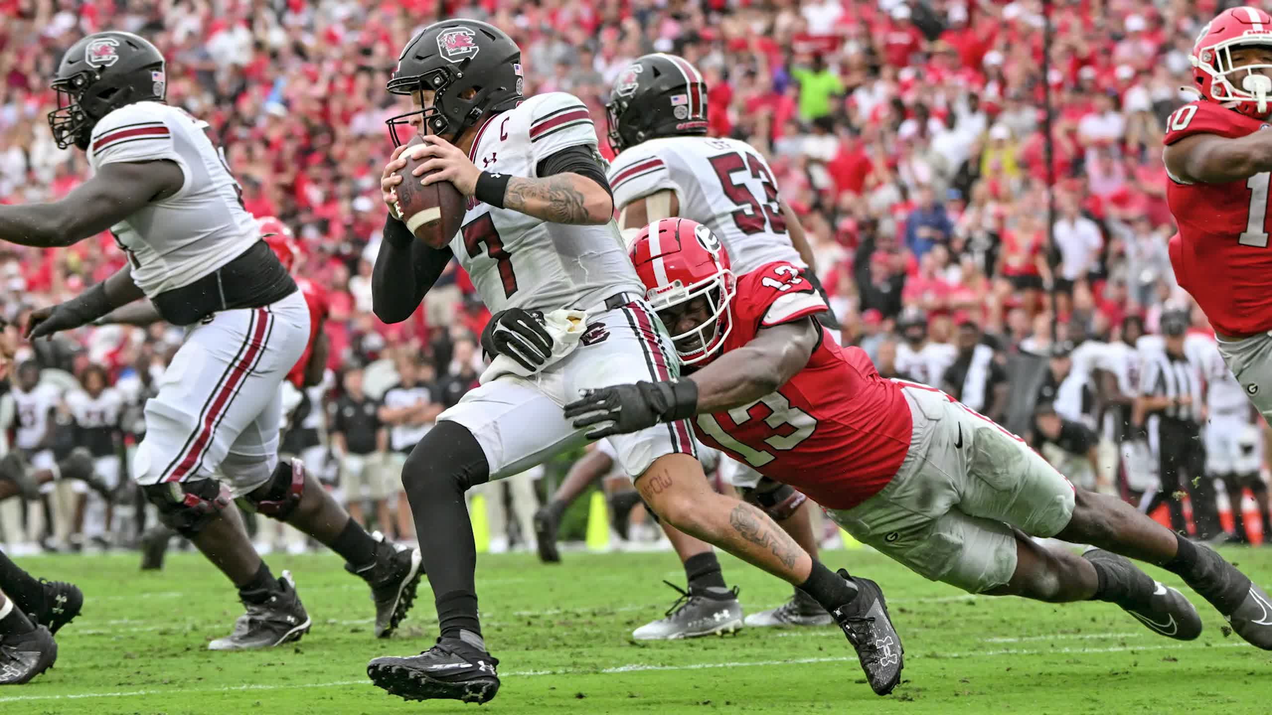 Photo Slideshow: Georgia opens SEC play with 24-14 win over South Carolina