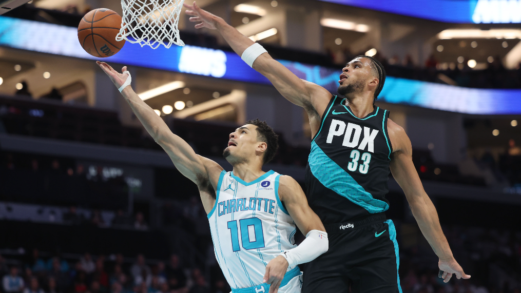 Charlotte Observer's Rod Boone and Scott Fowler talk about Charlotte Hornets game