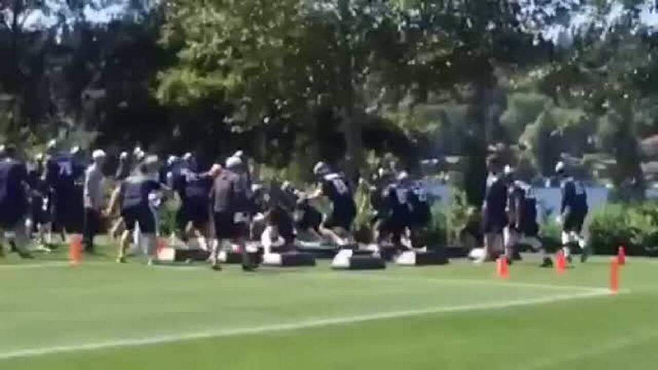 WATCH: Rookies in minicamp learn Seahawks' daily bag drill
