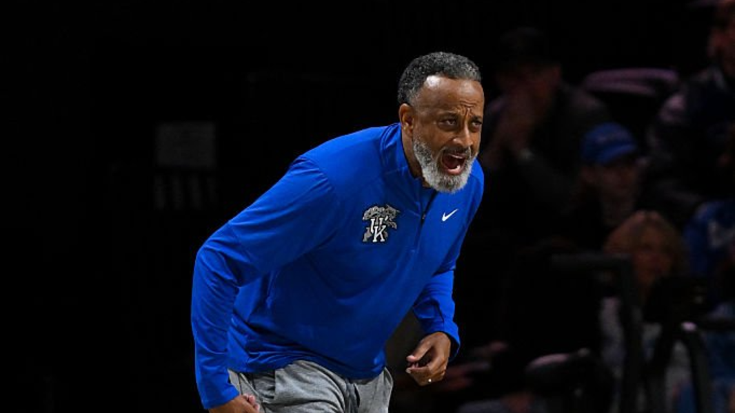 'Stop and smell the roses': Kenny Brooks savors Kentucky women's basketball run to Sweet 16