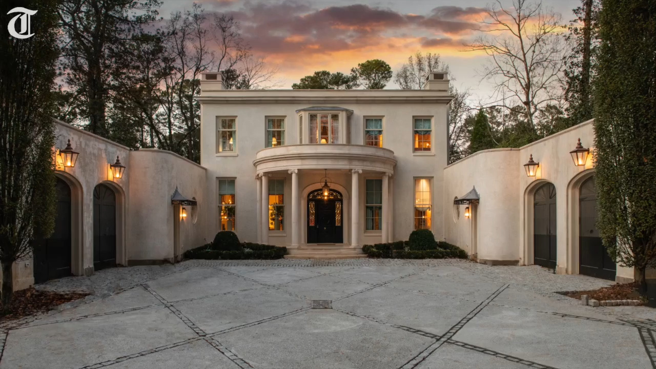 Show house featured in magazine is up for sale in Atlanta. See why it’s a showstopper