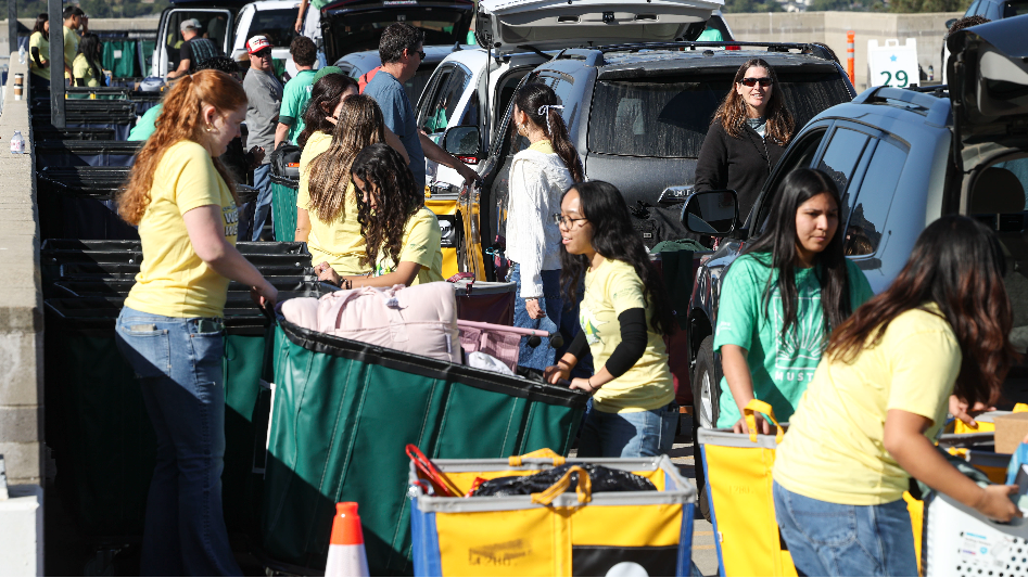 Cal Poly students move into dorms for Fall of 2024