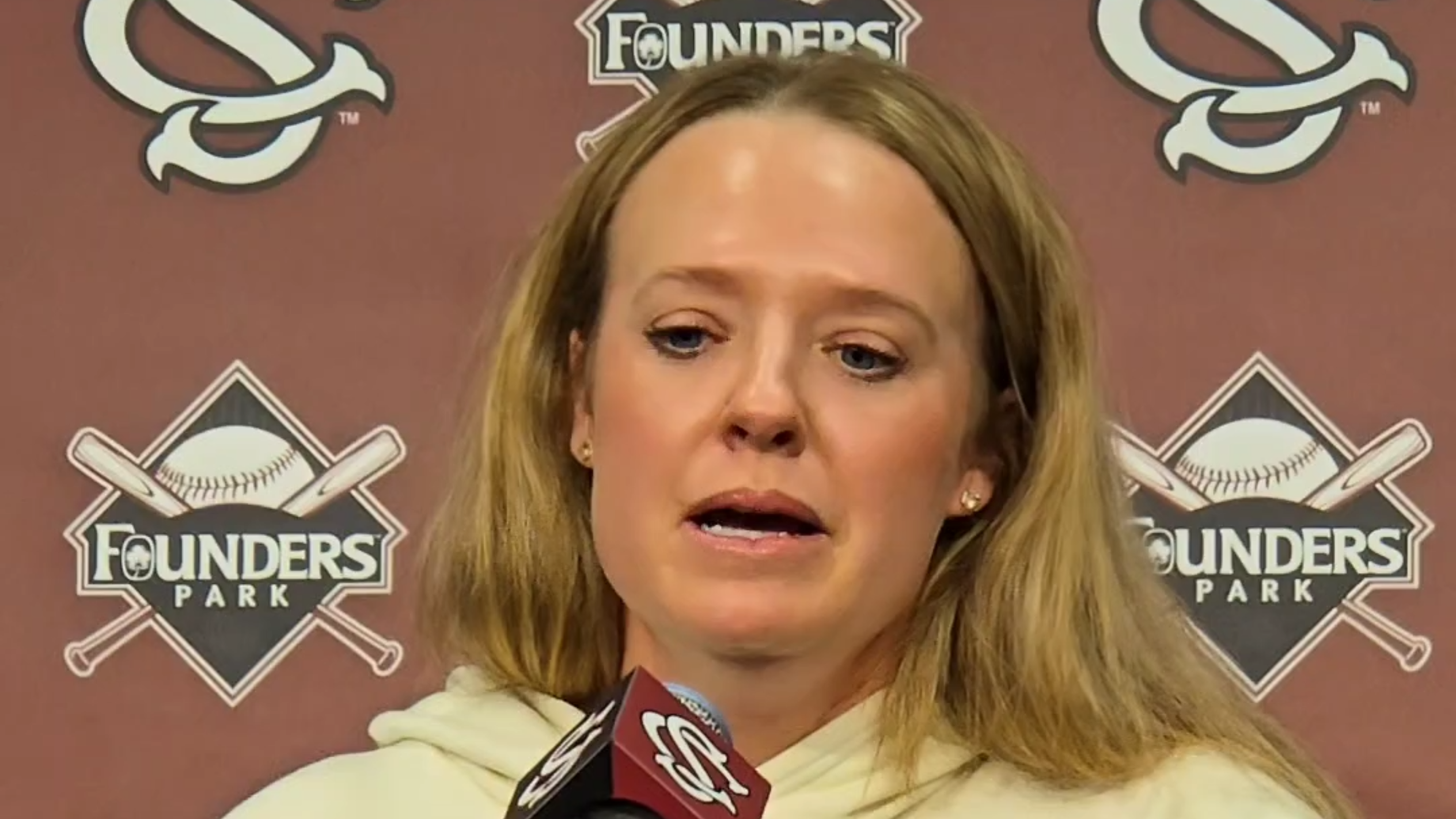 Ashley Chastain Woodard previews 2026 South Carolina softball season