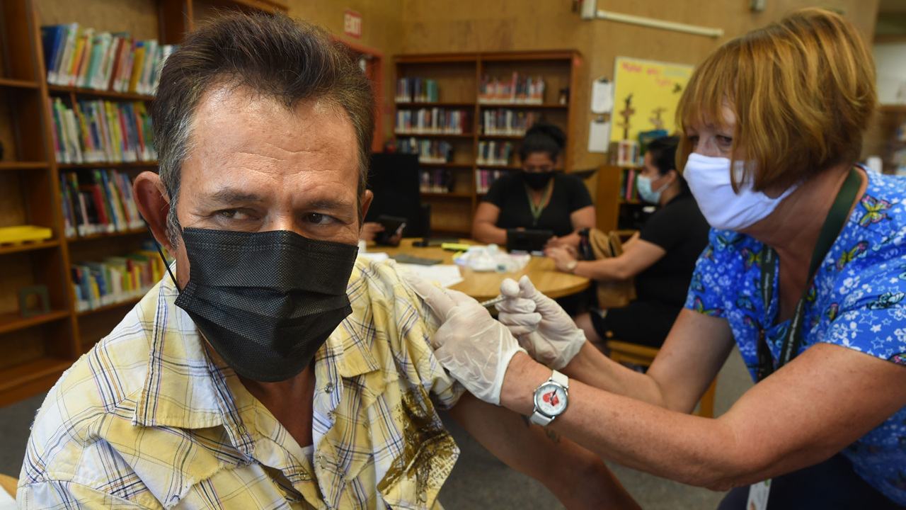 How misinformation, fear create ‘vaccination deserts’ in California’s Central Valley