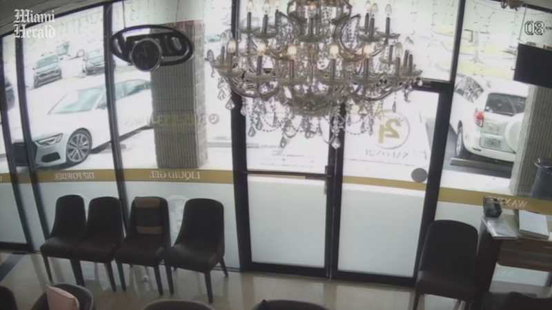 Driver hospitalized after crashing into Aventura prom-dress boutique, police say