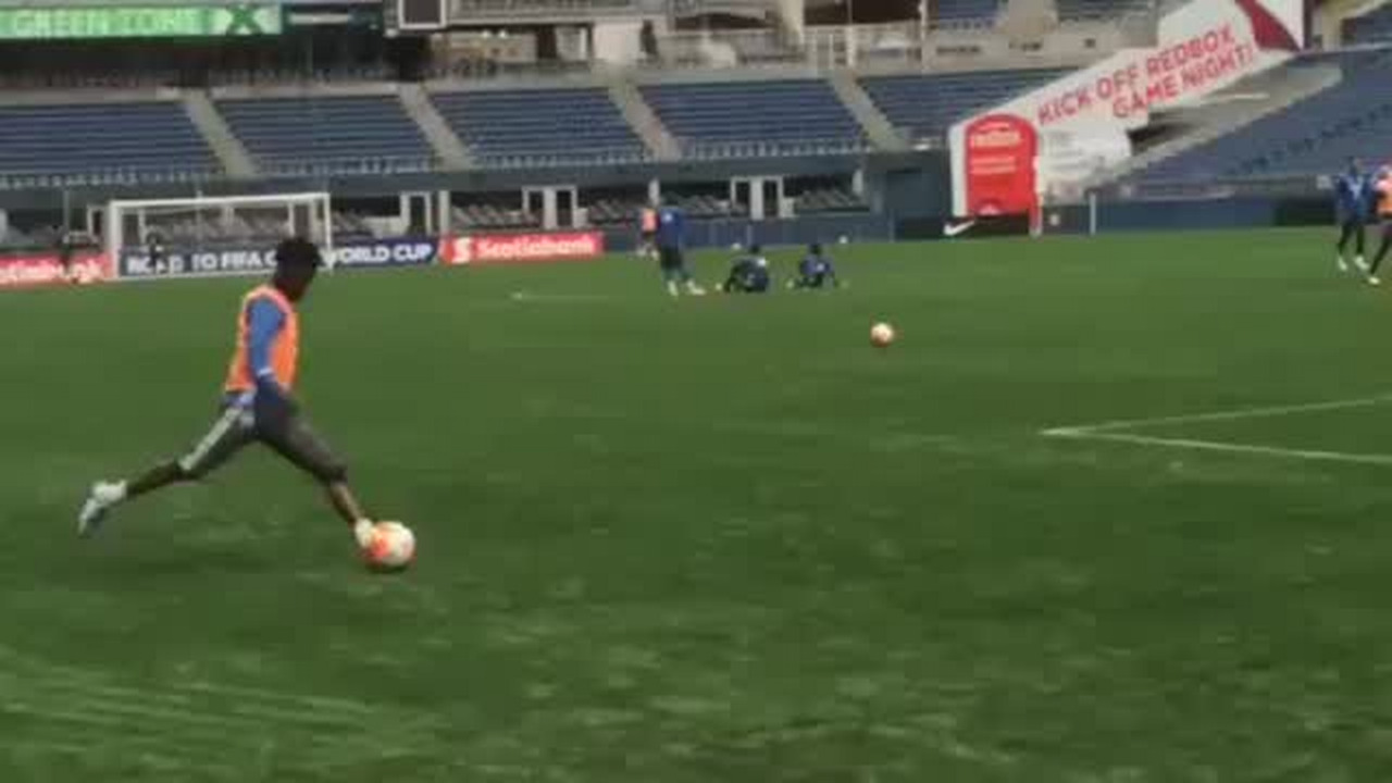 VIDEO: Sounders test out new turf at CenturyLink Field