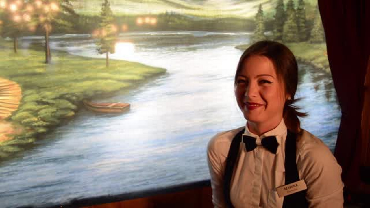 Hot Pour | Marina at Cafe Old Vienna in Myrtle Beach SC dishes on music, weirdos, and the number of letters in her last name