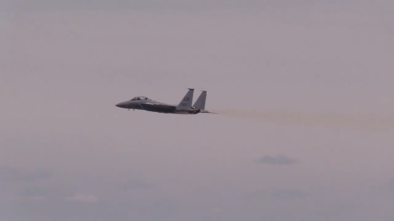 F-15 Eagle soars over Middle Georgia hospitals to salute medical workers