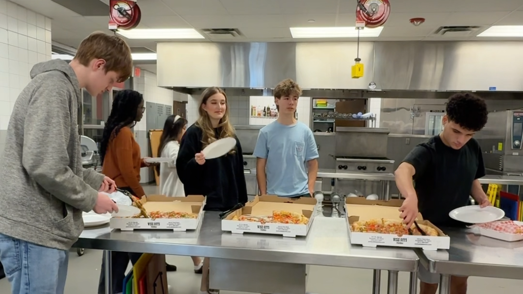 GCISD students showcase business and culinary skills in pizza competition