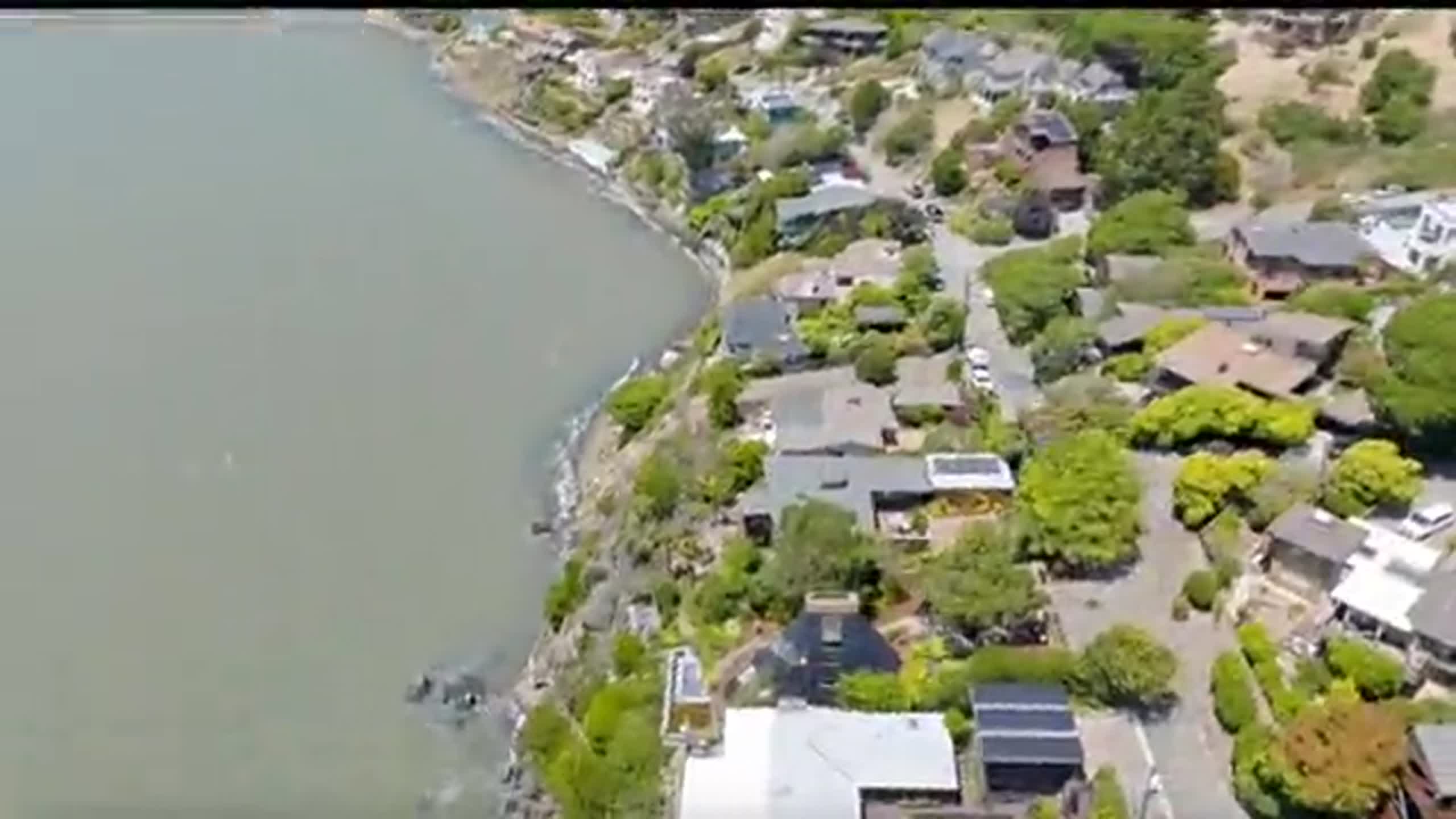 With prism walls and San Francisco Bay views, conical Lumiere House for sale