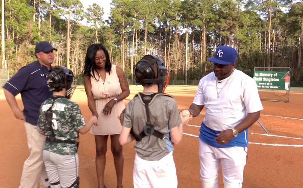 Video: Khalil Singleton, and parents, honored by Hilton Head Baseball Association