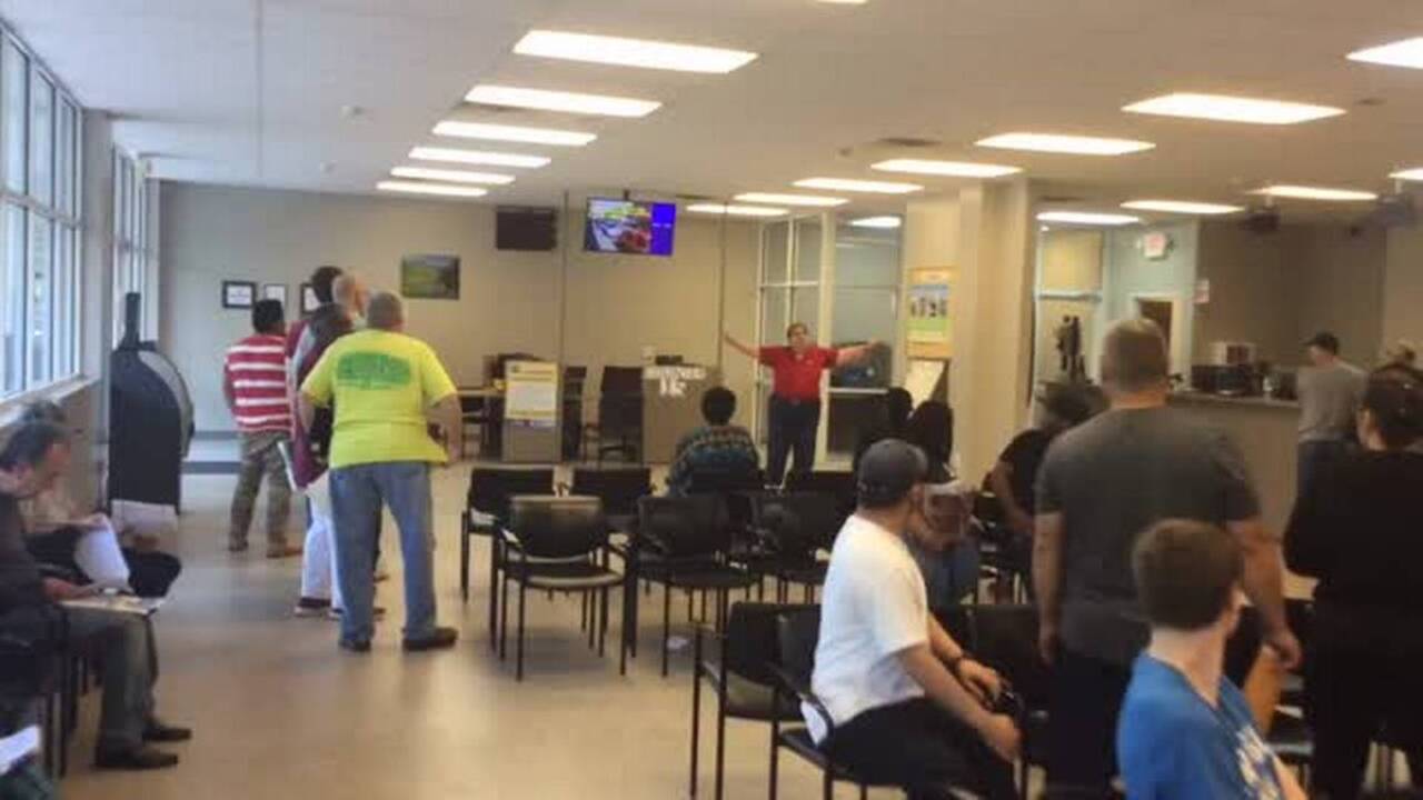 DMV customer service legend? York County retiree ‘The Mayor’ gets ovation from customers