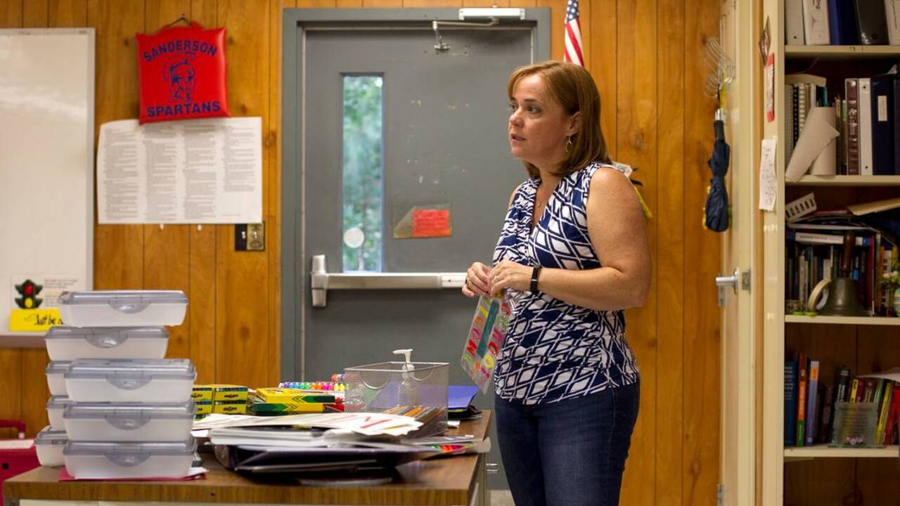 Teachers need your dollars in classroom – Saunders