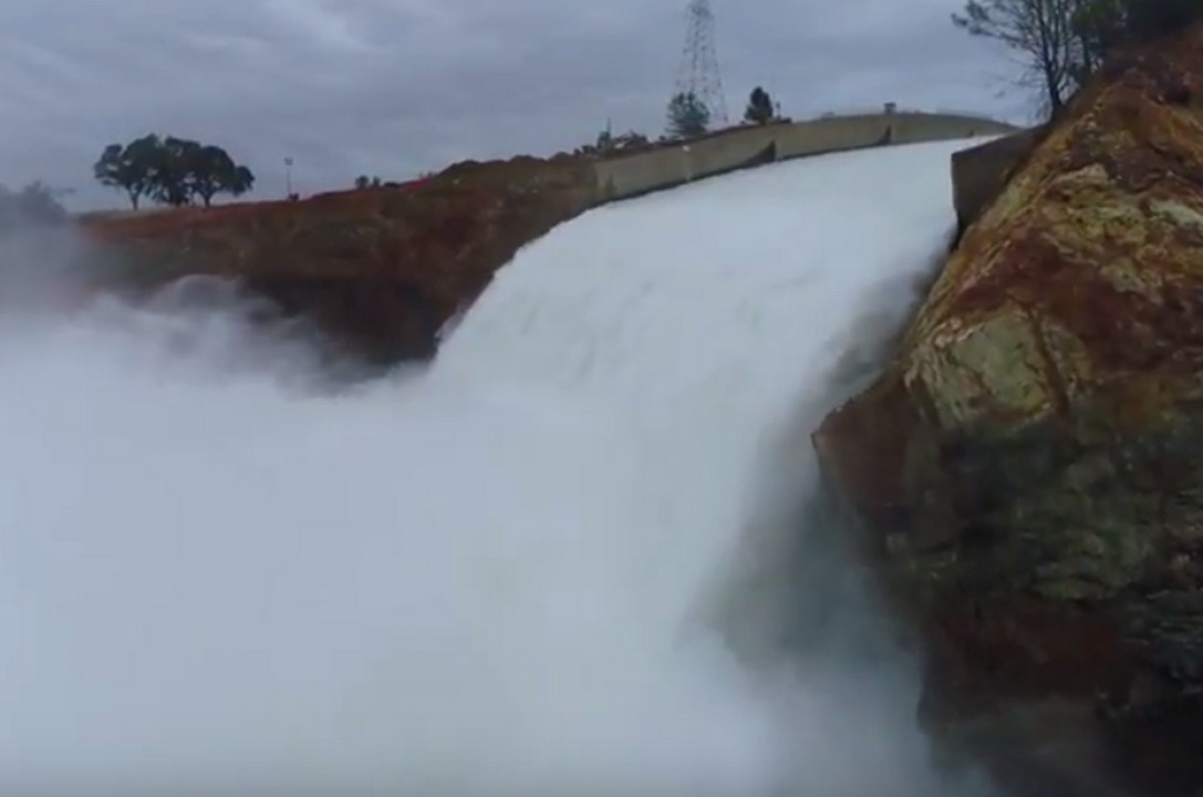 Angry public, insistent media uncloaking Oroville Dam repair secrecy