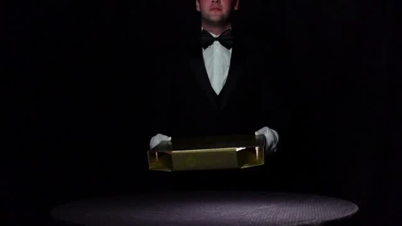 24-karat gold pizza unveiled in sneak peek ad 