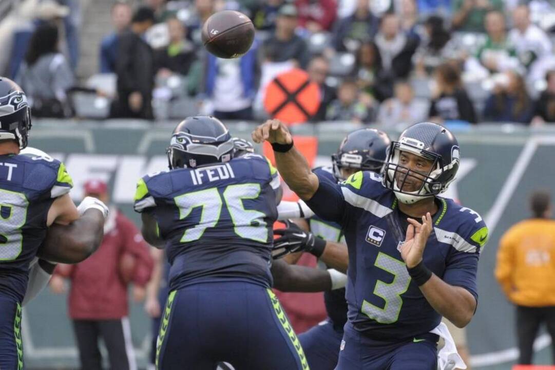 Gregg Bell, Dave Boling on wondrous Russell Wilson, Seahawks win at NYJ