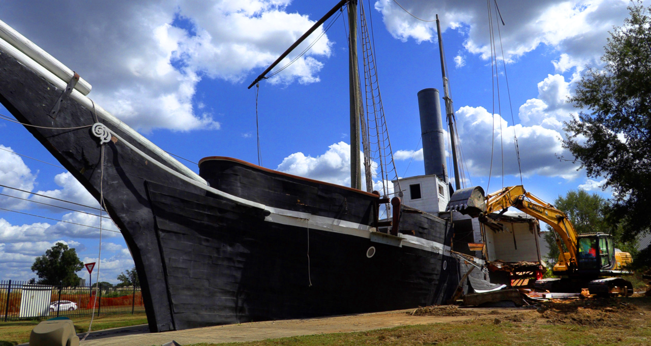Watch as workers demolish the USS Water Witch at Port Columbus